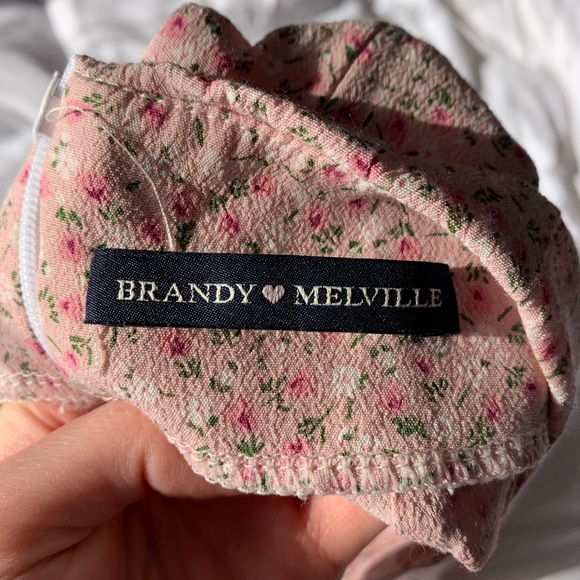 brandy melville floral skirt - Picture 3 of 3